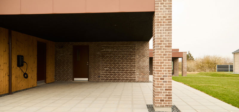 16967 Carport