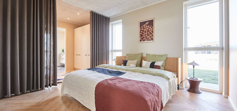 15774_SOVEVÆRELSE_GARDINER