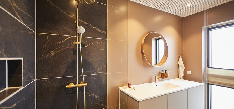 16057 Toiletbad Primær