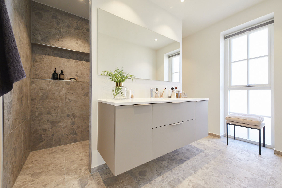 16046 K180 Tbadeværelse