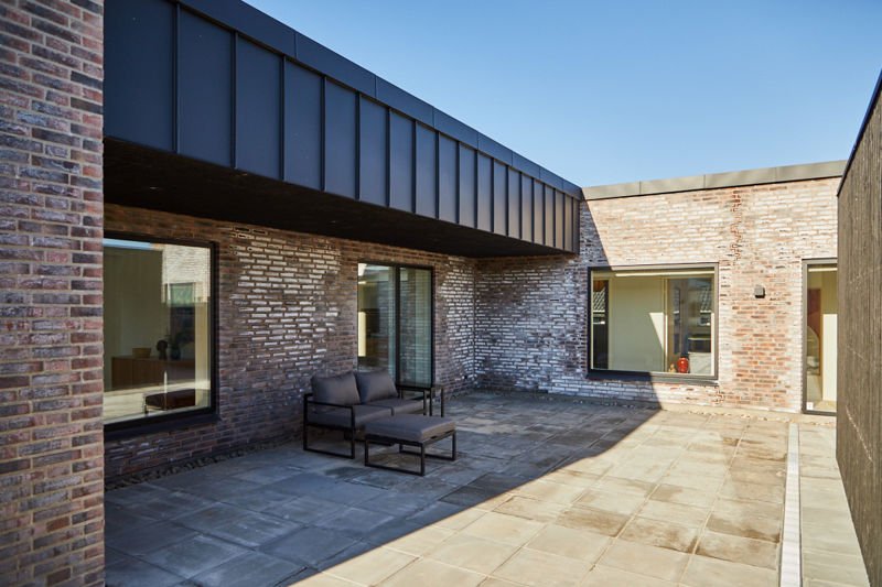 6349 V176 Gårdhave 1