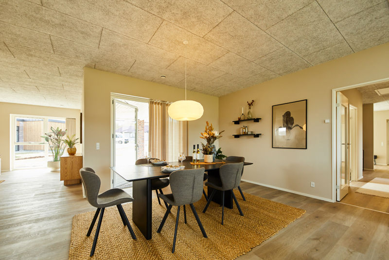 16508 V163 Spisestue