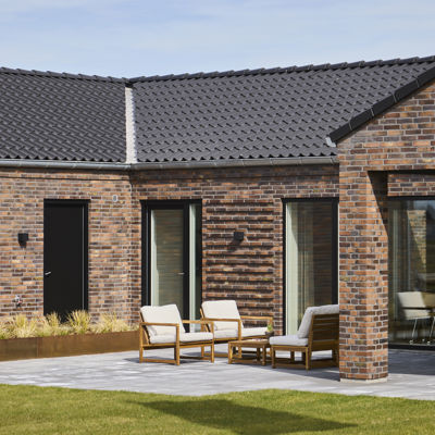 16512 Facade Med Terrasse