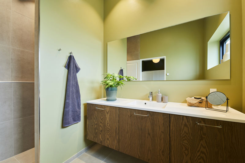 16568 Badeværelsesarrangement