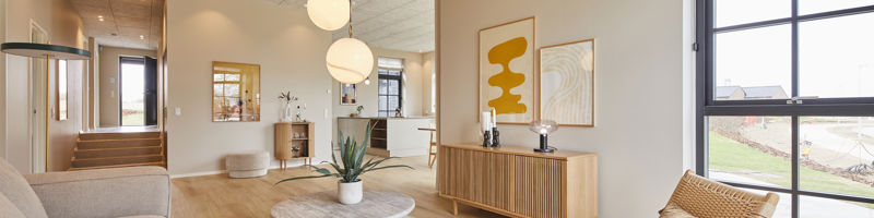 16568 Stuen Med Kig Mod Køkken Og Indgang