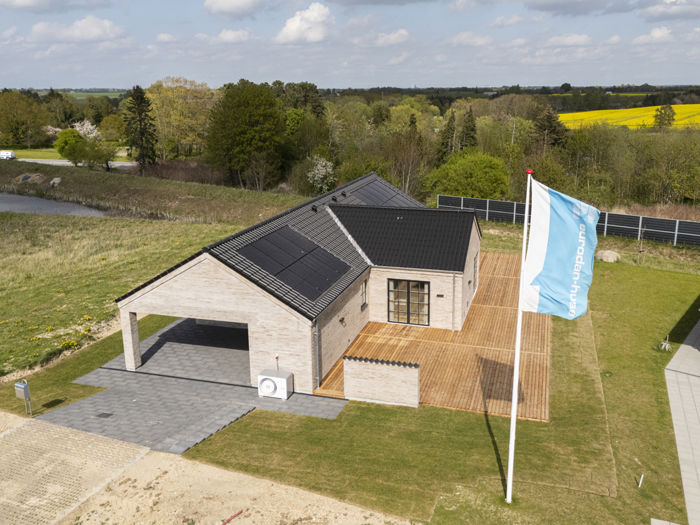 16435 Eksteriør Opppefra