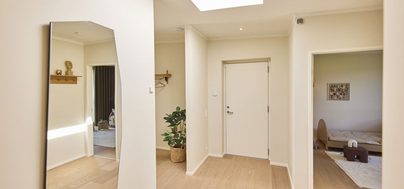 16501 Indgang Ovenlys