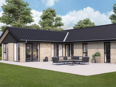 Sadeltag Med Udhæng Og Trægavl