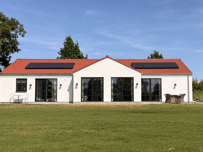 20057 Facade